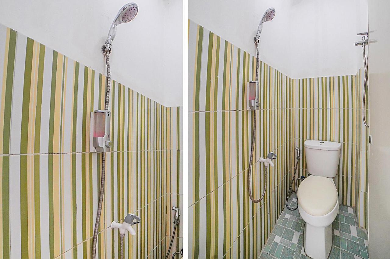 Oyo 90637 Rumah Ni Karo Медан Екстериор снимка